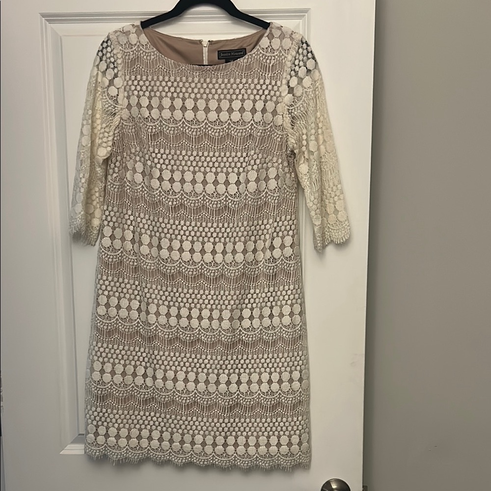 Jessica Howard Cream Sheath Dress 3/4 Sleeve Crew Neck